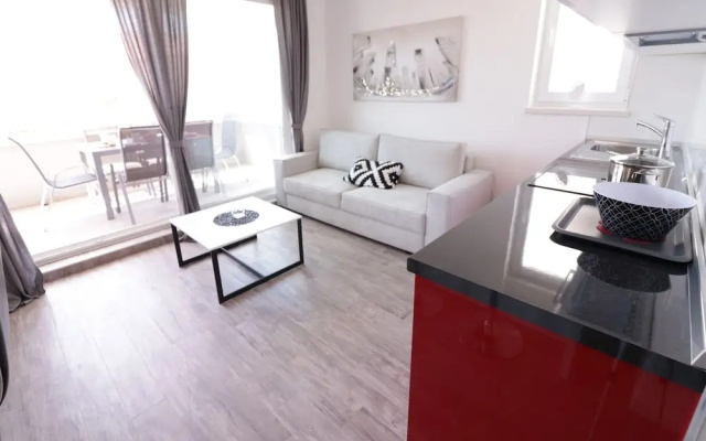 Apartments & Rooms Danivan Pool Villas B