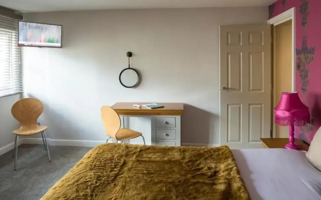 Dream Stays Bath - Queen Street