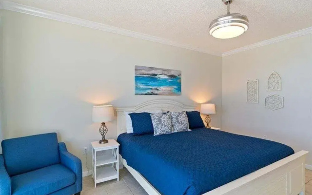 Sea Glass 2 Bedroom Condo
