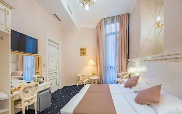 Arts Hotel by Square