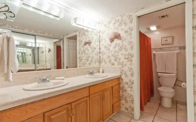 Saida IV Condominium 709