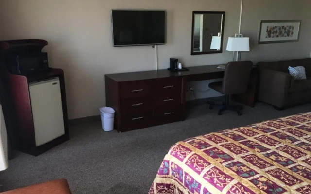 Allen Park Motor Lodge