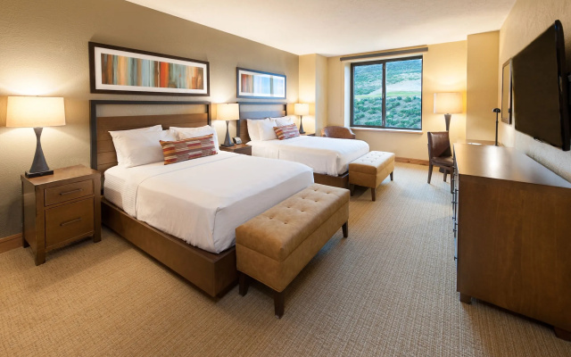 Grand Summit Hotel - Canyons Village, a RockResort