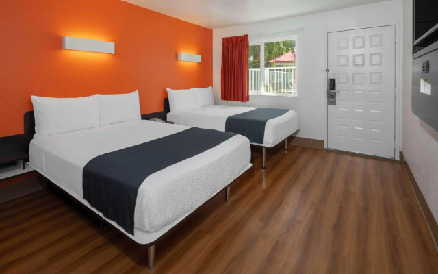 Vagabond Inn Santa Barbara - Carpinteria South
