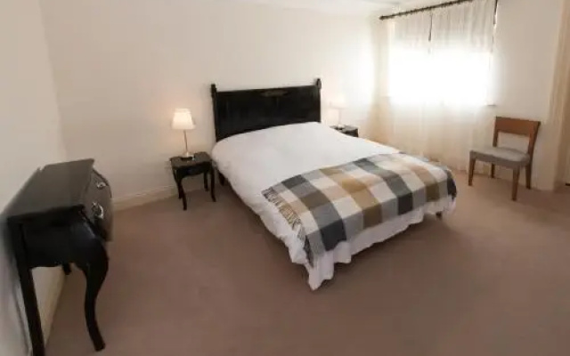 Connemara Lake Hotel