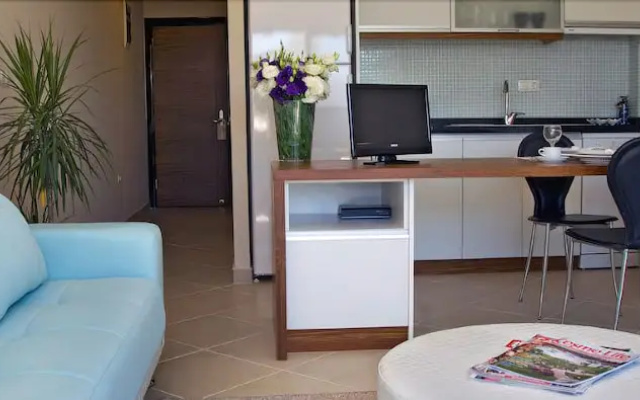 Captain Hotel