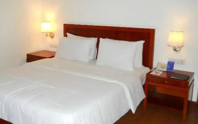Royal Sarovar Premier