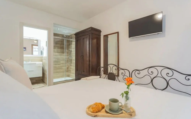 Villetta Abbazia Acqua Dolce - With Stunning Terrace by Rent all Como