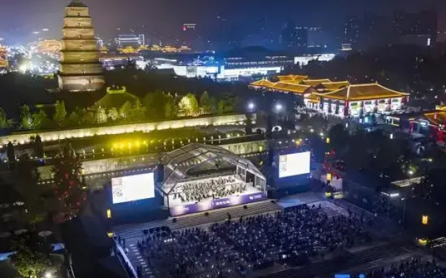 Hua Yue Li Zhi Hotel