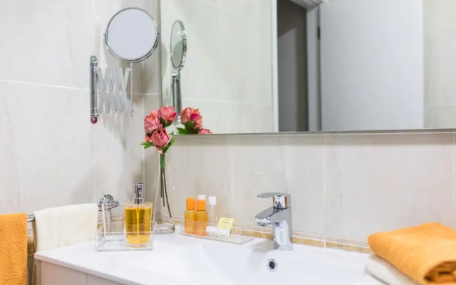 Marine & Coastal Lifestyle Apartment, Sea, Sun and Beach