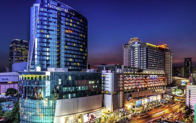 Отель Novotel Bangkok Platinum Бангкок вид на фасад