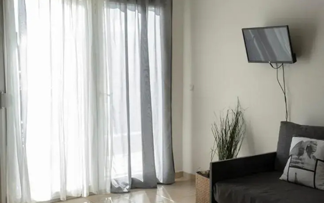 Zefiron Flat