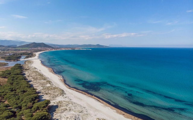 Amazing Home in Golfo Aranci With 2 Bedrooms