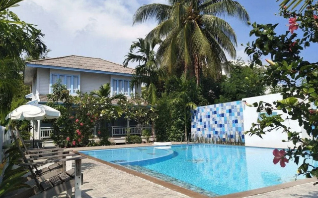 Tak Ar Kard Hotel