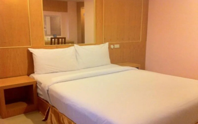 Sky Park Hotel