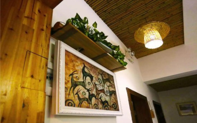 Shancheng Xiaozhan B&B