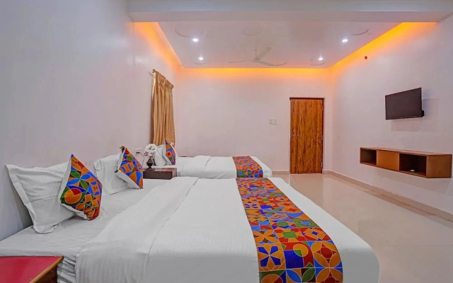 Fabhotel Ravai Beach - 500m From Calangute Beach