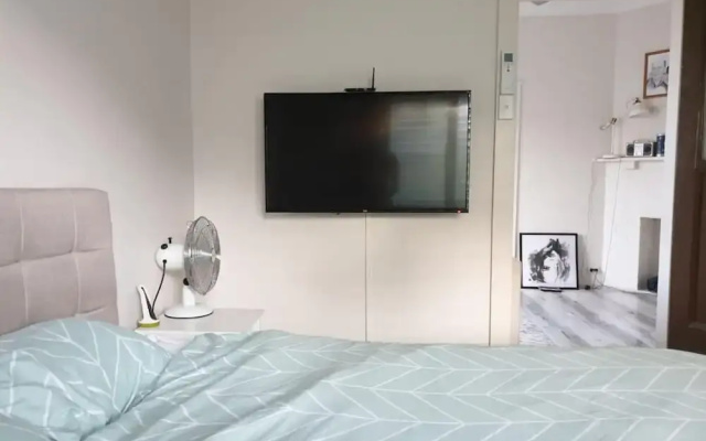 8 Your own Apartment in Centre of Bondi Junction