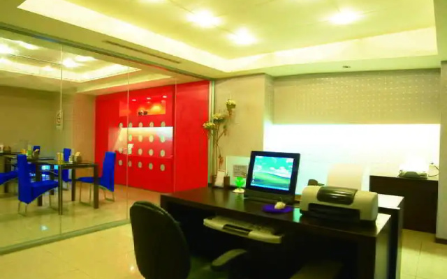 Royal Group Hotel Wu Fu Branch