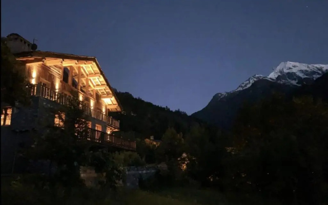 Chalet Ruitor, Chalet 500 M2 Luxueux de Caractere