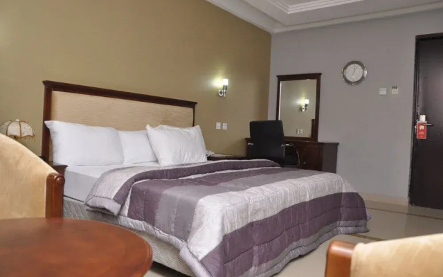 Randekhi Royal Hotel