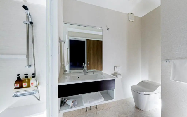 Grey Wolf Chalet