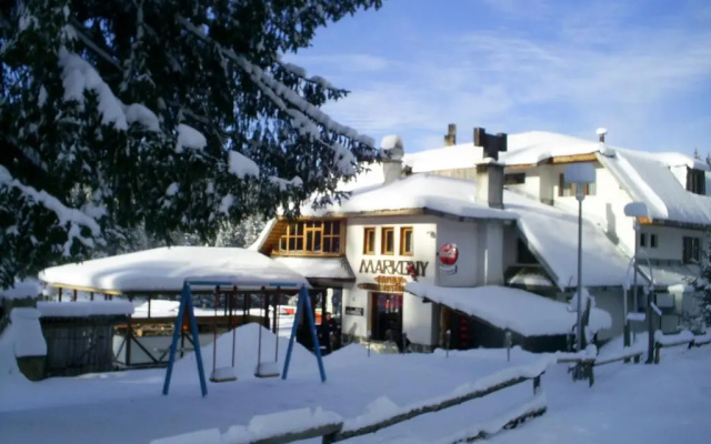 Family Hotel Markony