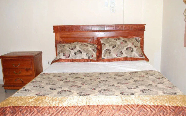 Diaspora Benin Hotel C-E