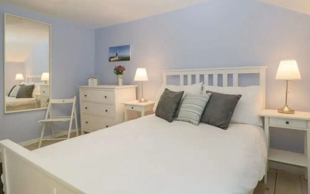 Spring Rose Cottage