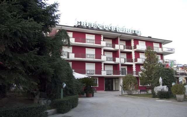 Green Park Hotel