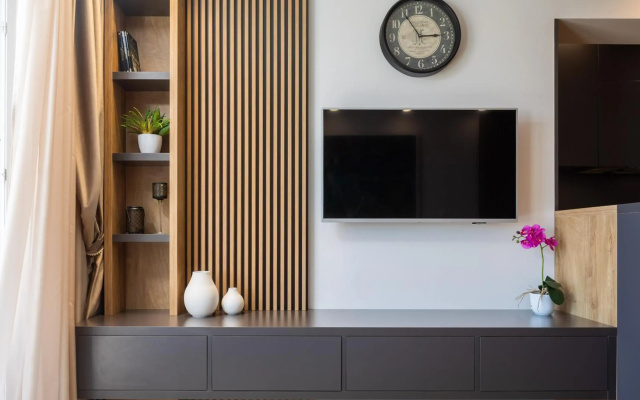 V Luxury Apartment