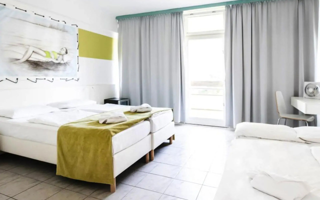 Holiday Hotel Csopak