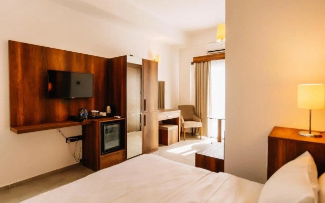 Cezar's Airport Hotel