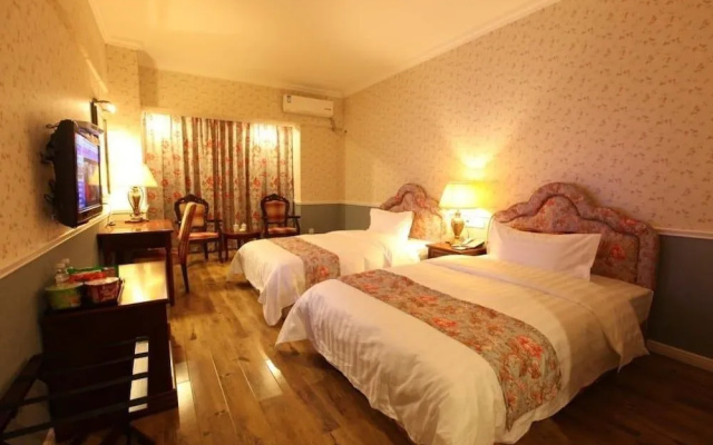 Chongqing Kaifei Hotel