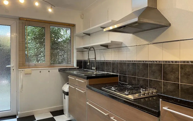 Tivoli Bungalow