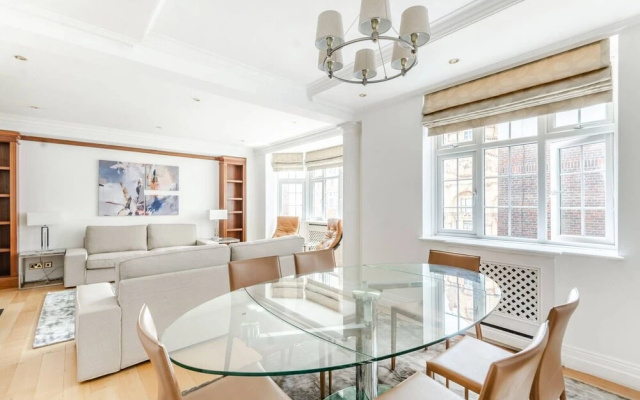 Inviting 2-bed Apartment in London