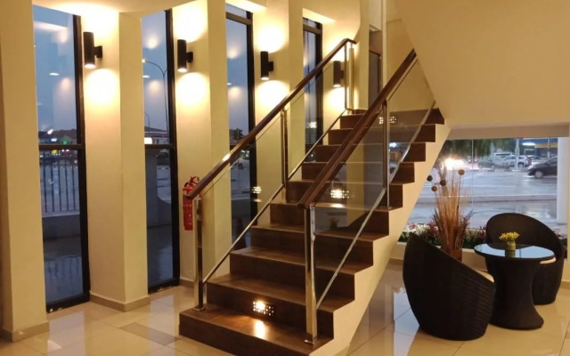 Oscar Suites Hotel