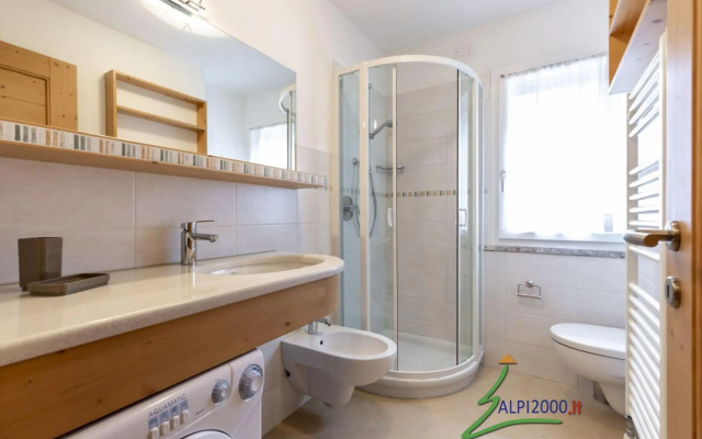 RICCI 12, two-room apartment. (022036-AT-066157)-402 RICCI INT 12
