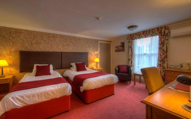 The Wheatsheaf Hotel by Good Night Inns