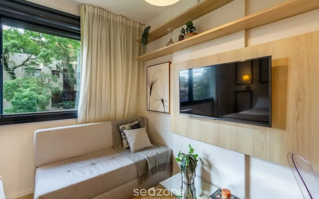 Luxury and Sophisticated Studio Apartment with Garage LBO203