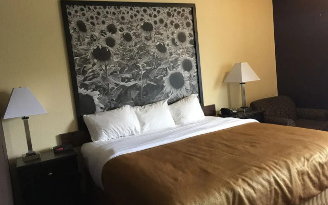 Super 8 by Wyndham Des Moines