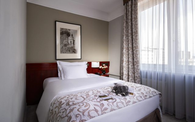 Отель Best Western Premier Hotel Slon