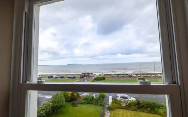 Sea View Apartment