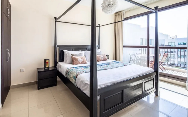 Regal 1BR Apartment With Tranquil Settings in Jvc!