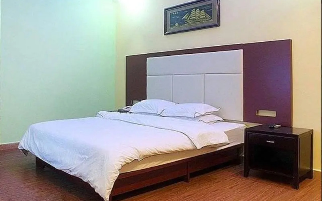 Echarm Hotel Guangzhou Changlong Banqiao Metro Station