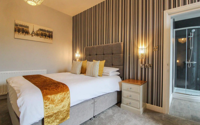 Scarborough Travel and Holiday Lodge