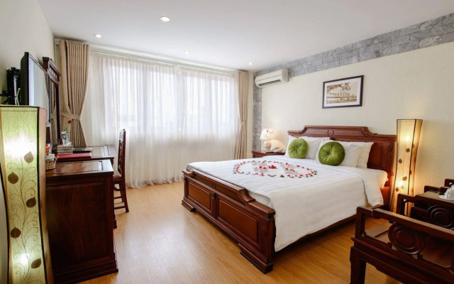 Sena Boutique Hotel & Travel
