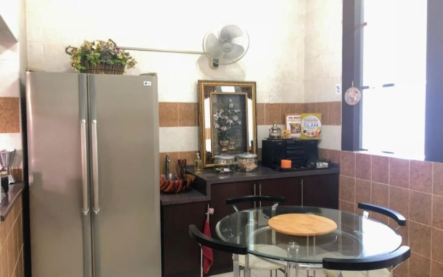 Guesthouse Khatib