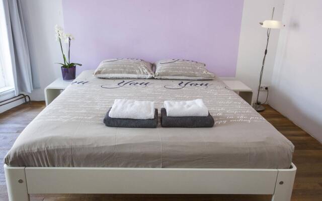 Отель Kuwadro B&B Amsterdam Centrum Амстердам комната для гостей