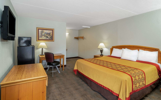 Pigeon Forge Parkway Inn